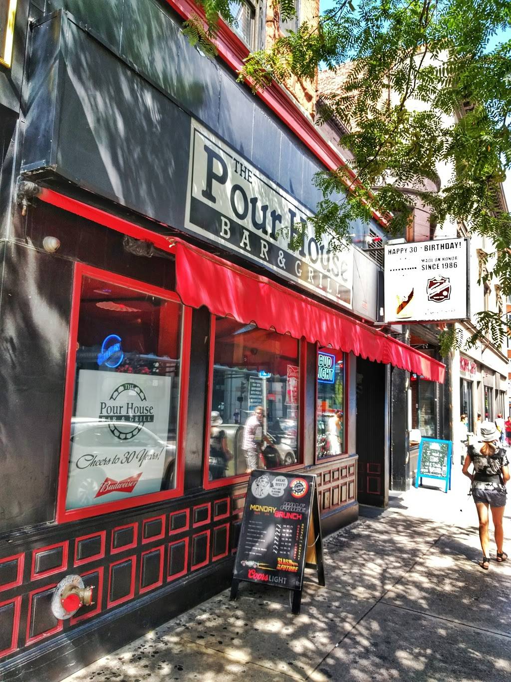 The Pour House | restaurant | 907 Boylston St #21, Boston, MA 02115, USA | 6172361767 OR +1 617-236-1767