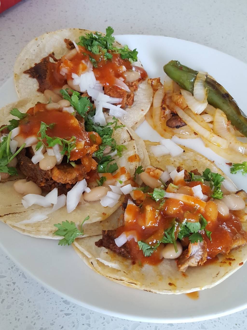 Valentinas Resturant & Cantina | restaurant | 4823 Gage Ave, Bell, CA 90201, USA | 3235607800 OR +1 323-560-7800