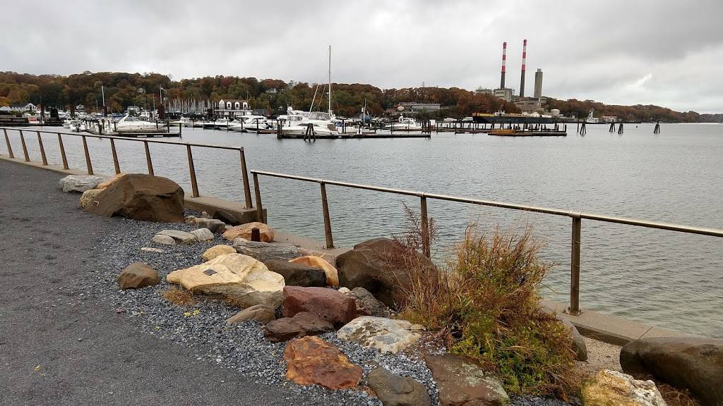 Starbucks | cafe | 201 Main St Unit C, Port Jefferson, NY 11777, USA | 6314763791 OR +1 631-476-3791