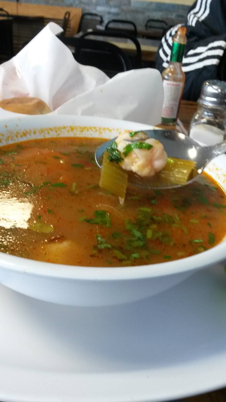 La Playita | restaurant | 3025 Cleburne Rd, Fort Worth, TX 76110, USA | 8172070880 OR +1 817-207-0880