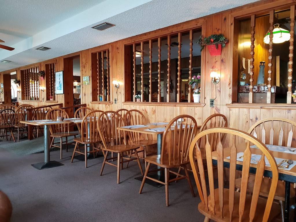 Harbor Lights Restaurant | restaurant | 907 C.R. 439B, Lake Panasoffkee, FL 33538, USA | 3527937058 OR +1 352-793-7058