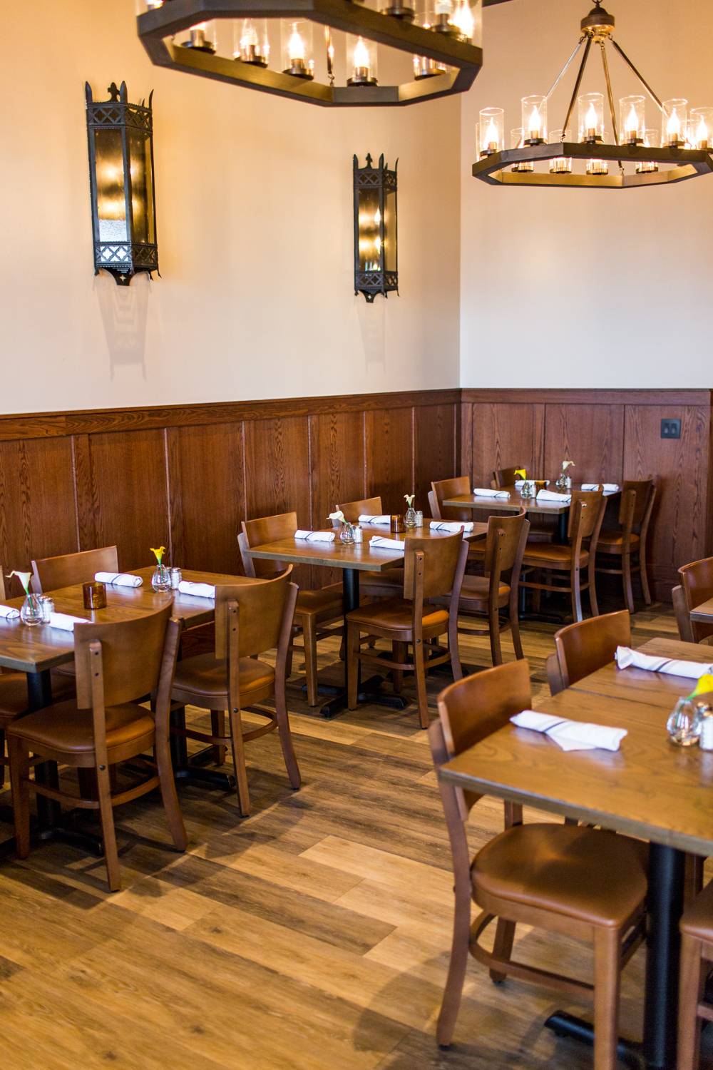 Los Arroyos | restaurant | 11503 Spring Mill Rd #100, Carmel, IN 46032, USA | 3178101747 OR +1 317-810-1747