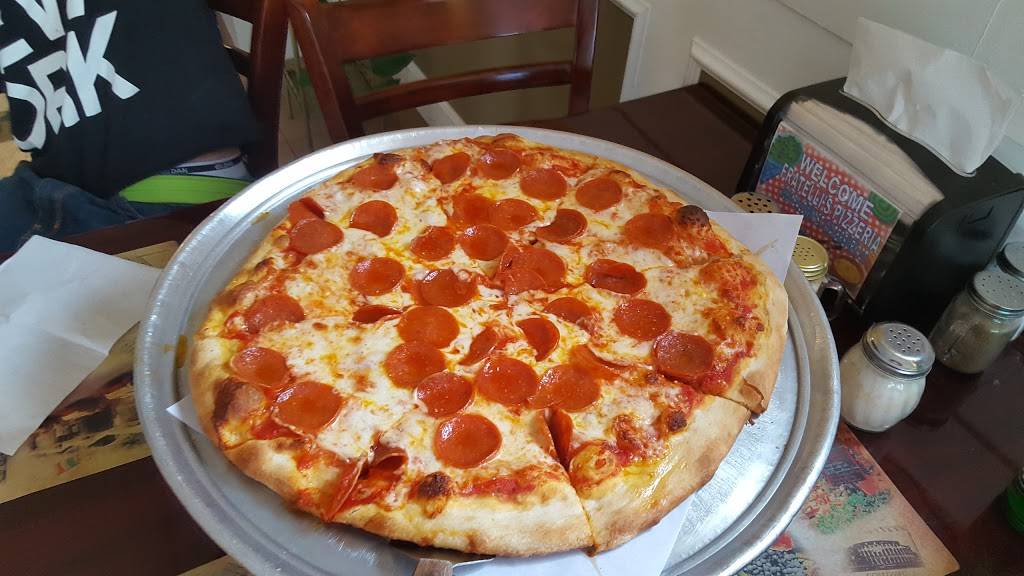 Fratellis Pizzeria | restaurant | 1860 Baldwin St, Waterbury, CT 06706, USA | 2035738089 OR +1 203-573-8089