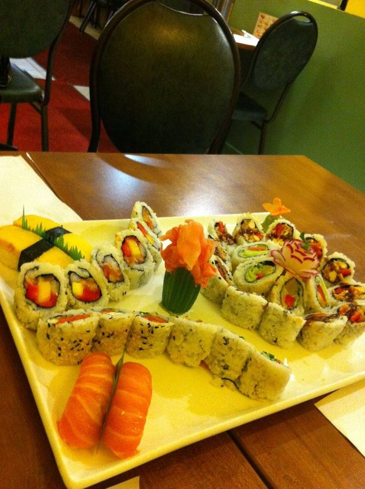 Restaurant Grillades & Sushi | restaurant | 13072 Rue Sherbrooke E, Pointe-aux-Trembles, QC H1A 3W2, Canada | 5145072285 OR +1 514-507-2285