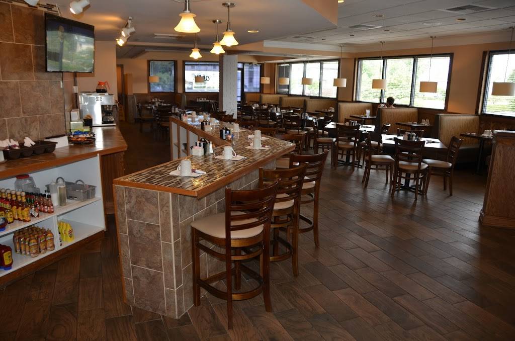 Star Pancake House And Grill | restaurant | 6011 Gateway Dr, Plainfield, IN 46168, USA | 3177077574 OR +1 317-707-7574