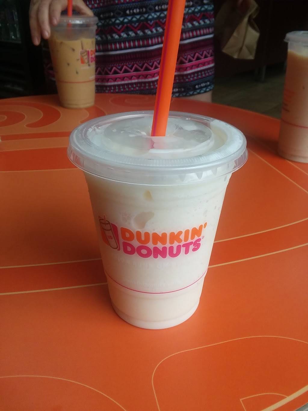 Dunkin | bakery | 9901 Pines Blvd, Pembroke Pines, FL 33024, USA | 9544433334 OR +1 954-443-3334