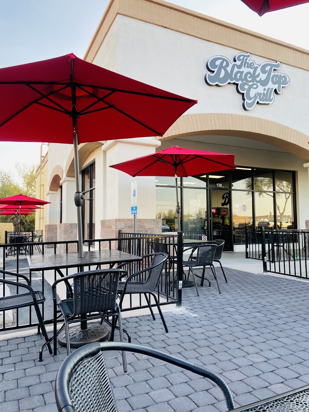 The Blacktop Grill | restaurant | 8300 N Thornydale Rd #120, Tucson, AZ 85741, USA | 5202612675 OR +1 520-261-2675