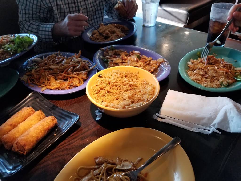 Wok Inn | restaurant | 410 & Military, 7430 Northwest Loop 410 #101, San Antonio, TX 78245, USA | 2106817488 OR +1 210-681-7488