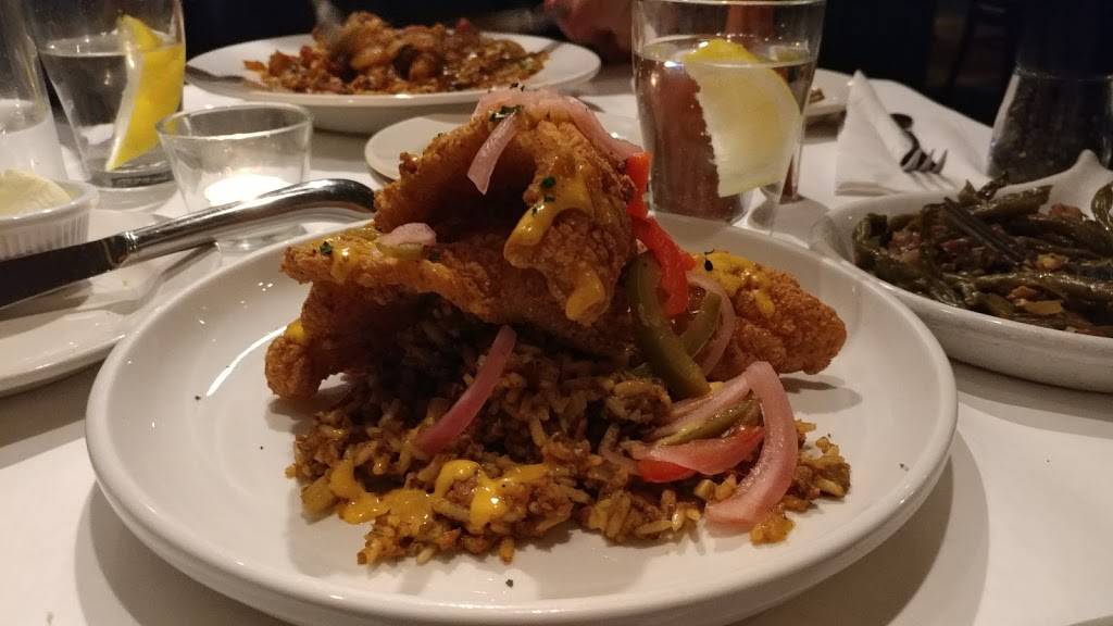 Maple Tree Inn | restaurant | 13000 S Western Ave, Blue Island, IL 60406, USA | 7083883461 OR +1 708-388-3461