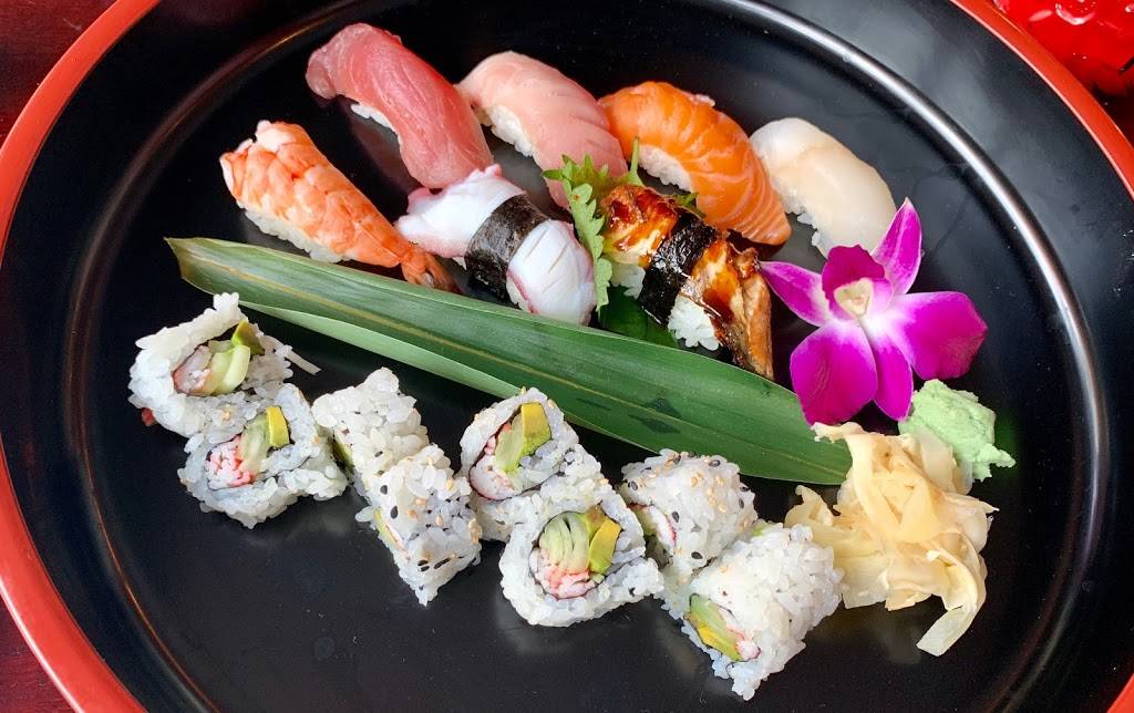 Hashi Sushi Lounge | restaurant | 2835 N Broadway, Chicago, IL 60657, USA | 7739048800 OR +1 773-904-8800