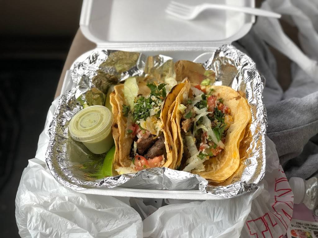 El Rinconcito de Lima | restaurant | 7300 Beach Blvd, Jacksonville, FL 32216, USA | 9044877962 OR +1 904-487-7962