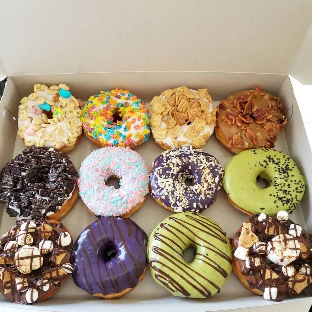 Spudnuts Donuts | bakery | 8225 Topanga Canyon Blvd, Canoga Park, CA 91304, USA | 8183485054 OR +1 818-348-5054