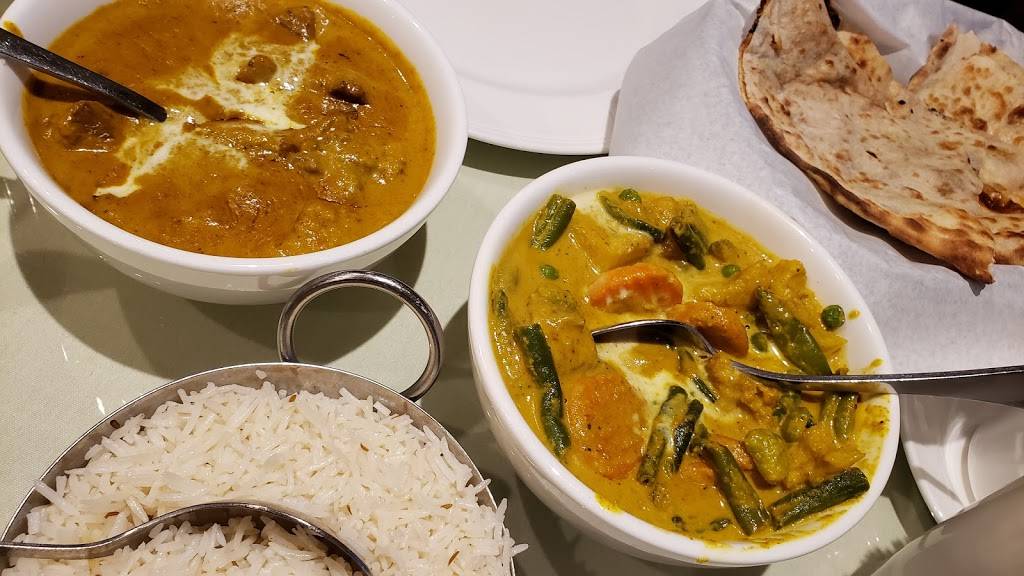 Curries | restaurant | 7318 Evergreen Way #101, Everett, WA 98204, USA | 4252651200 OR +1 425-265-1200