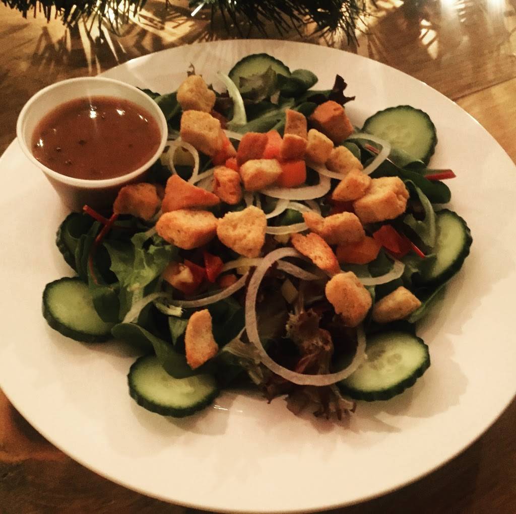 Rustic Barn Pub | restaurant | 150 Speigletown Rd, Troy, NY 12182, USA | 5182355858 OR +1 518-235-5858