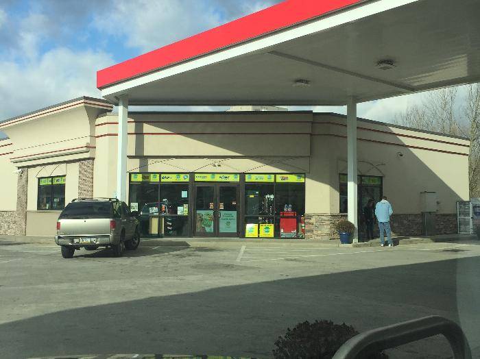 Exxon | restaurant | 480 Bow Creek Rd, Grantville, PA 17028, USA | 7174690737 OR +1 717-469-0737