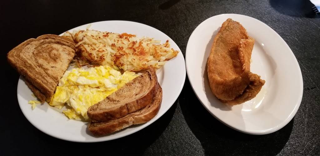 Tullys II Food & Spirits | restaurant | 6401 Monona Dr, Monona, WI 53716, USA | 6082224995 OR +1 608-222-4995