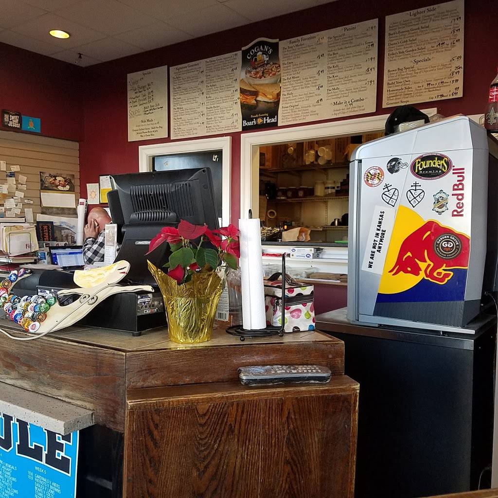 Cogans Deli & Sports Pub | restaurant | 4324 New Town Ave, Williamsburg, VA 23188, USA | 7576453351 OR +1 757-645-3351