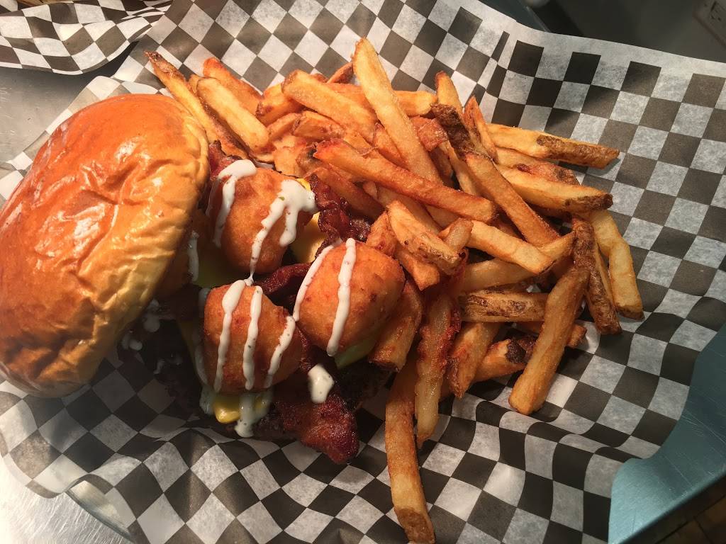 Richmond BratHaus | restaurant | 10310 N Main St, Richmond, IL 60071, USA | 8158621762 OR +1 815-862-1762