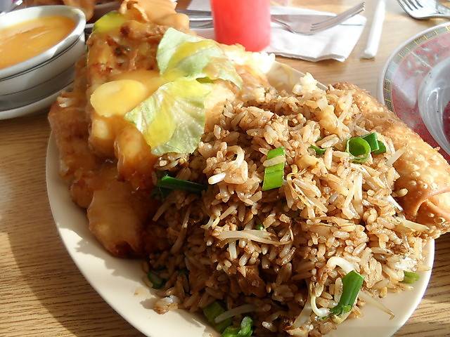 Lums Chop Suey | restaurant | 23634 Van Born Rd, Dearborn Heights, MI 48125, USA | 3132922454 OR +1 313-292-2454