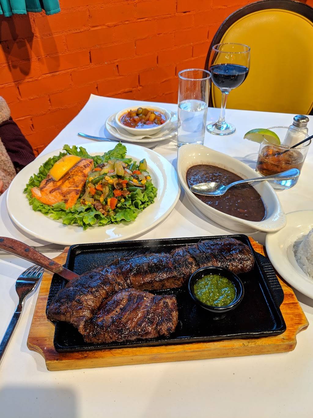 Guantanamera | restaurant | 110-80 Queens Blvd, Forest Hills, NY 11375, USA | 7185755755 OR +1 718-575-5755