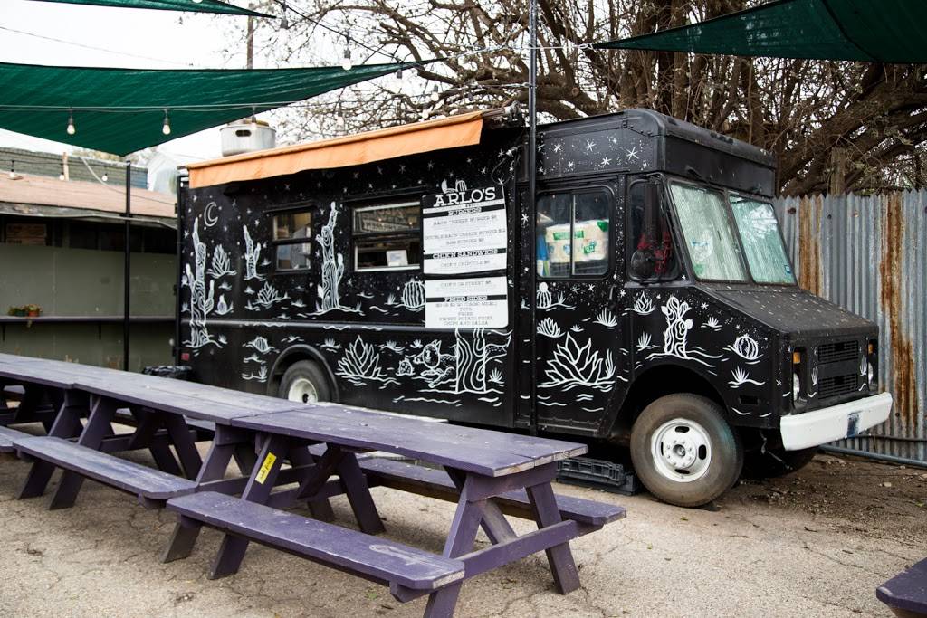 Arlos | restaurant | 1700 E 6th St, Austin, TX 78702, USA | 5128401840 OR +1 512-840-1840