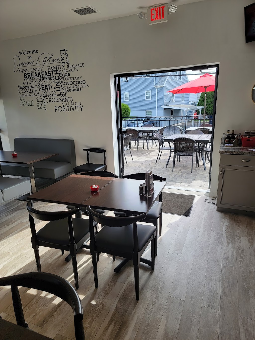 Dominics place | restaurant | 1270 Mineral Spring Ave, North Providence, RI 02904, USA | 4013355339 OR +1 401-335-5339