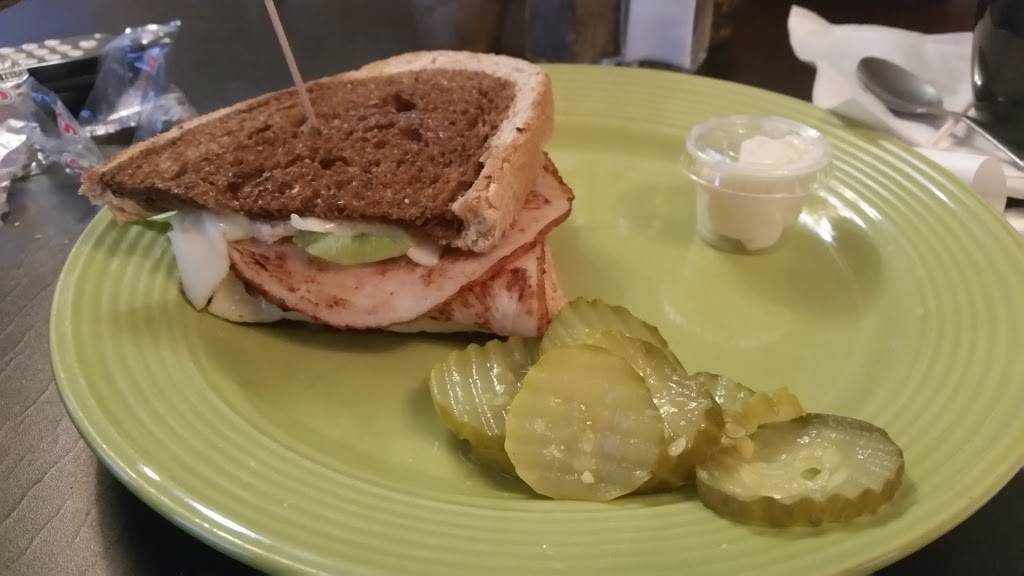 Max n Odis | restaurant | 500 Monongahela Ave, Glassport, PA 15045, USA | 4128724247 OR +1 412-872-4247