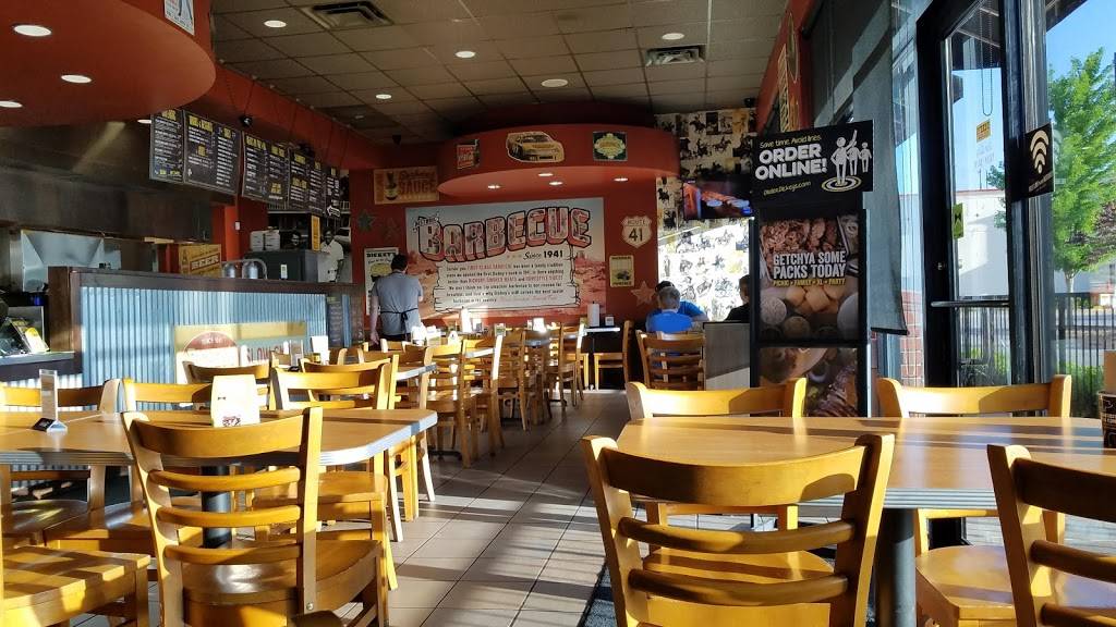 Dickeys Barbecue Pit | restaurant | 4204 W Green Acres Rd Ste 140, Rogers, AR 72758, USA | 4793724626 OR +1 479-372-4626