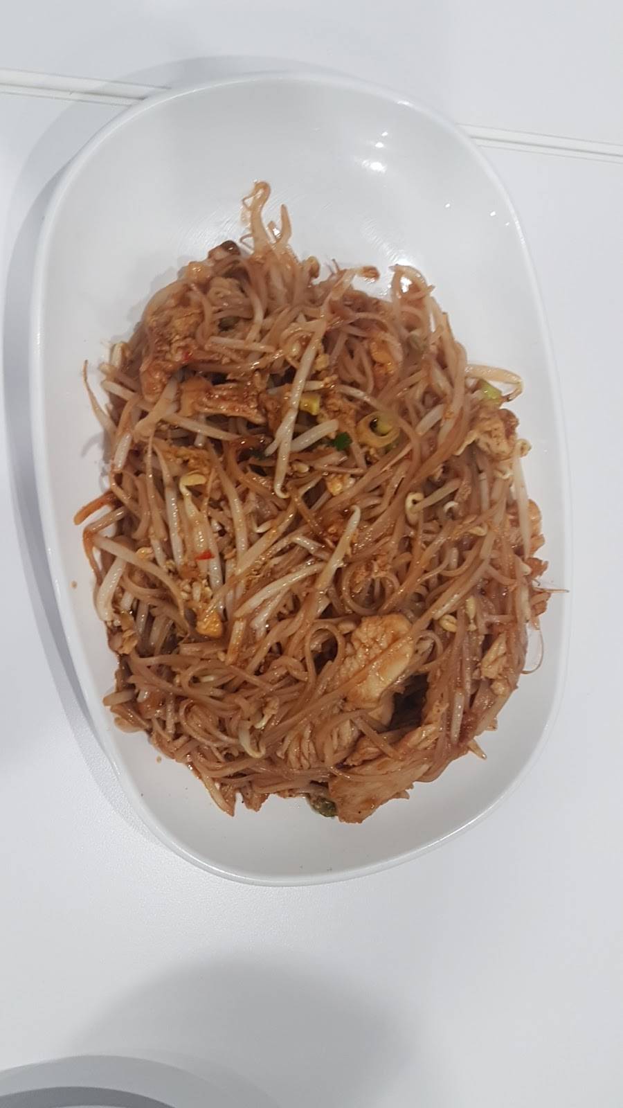 Thai Express | restaurant | 3006 Boulevard Saint-Charles, Kirkland, QC H9H 3B7, Canada | 5146940037 OR +1 514-694-0037