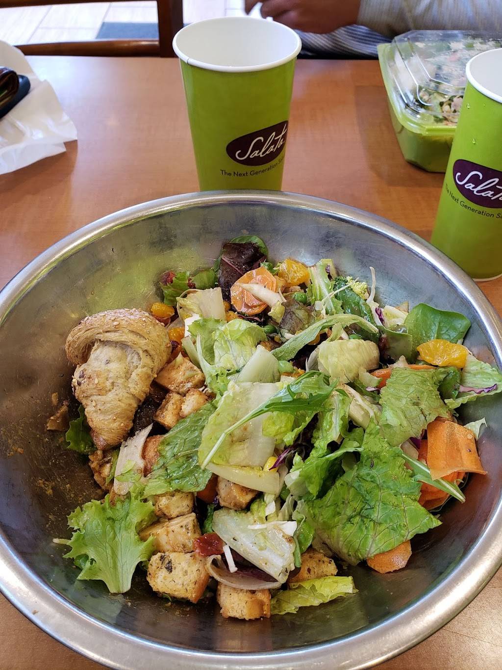 Salata | restaurant | 700 E Sonterra Blvd #1107, San Antonio, TX 78258, USA | 2102720424 OR +1 210-272-0424