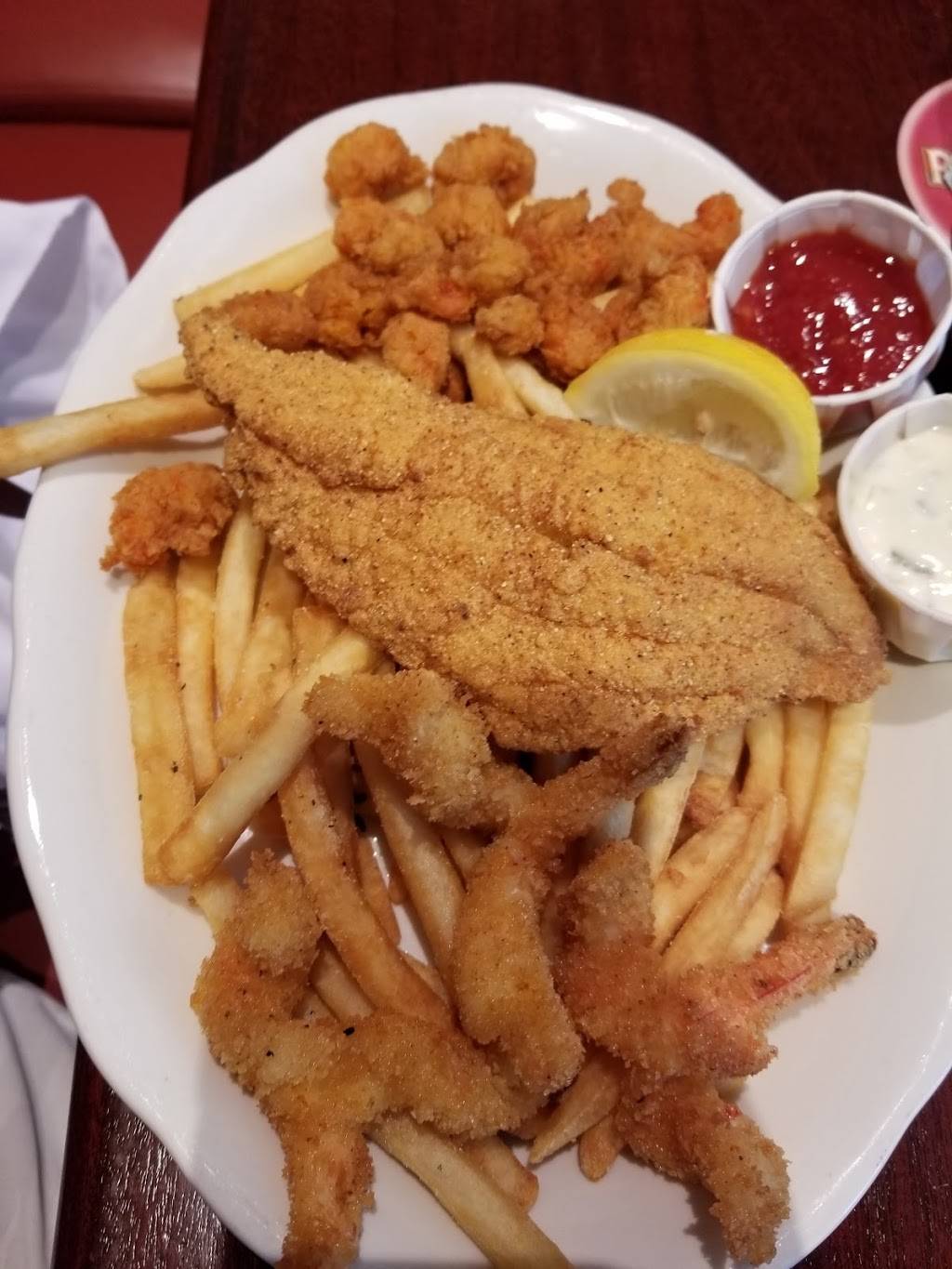 Pappadeaux Seafood Kitchen | restaurant | 15715 I-10 West, San Antonio, TX 78257, USA | 2106411171 OR +1 210-641-1171