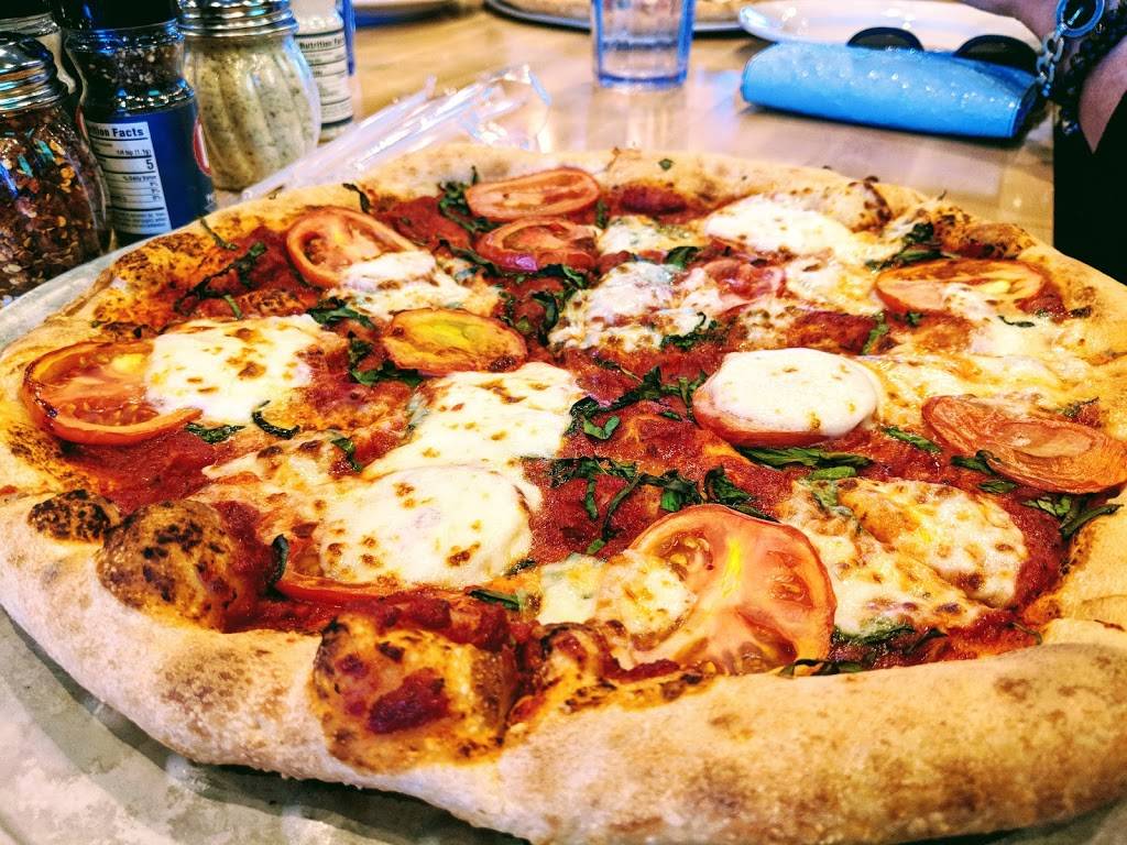 Old Chicago | restaurant | 1489 Park Central Dr, Highlands Ranch, CO 80129, USA | 7204498588 OR +1 720-449-8588