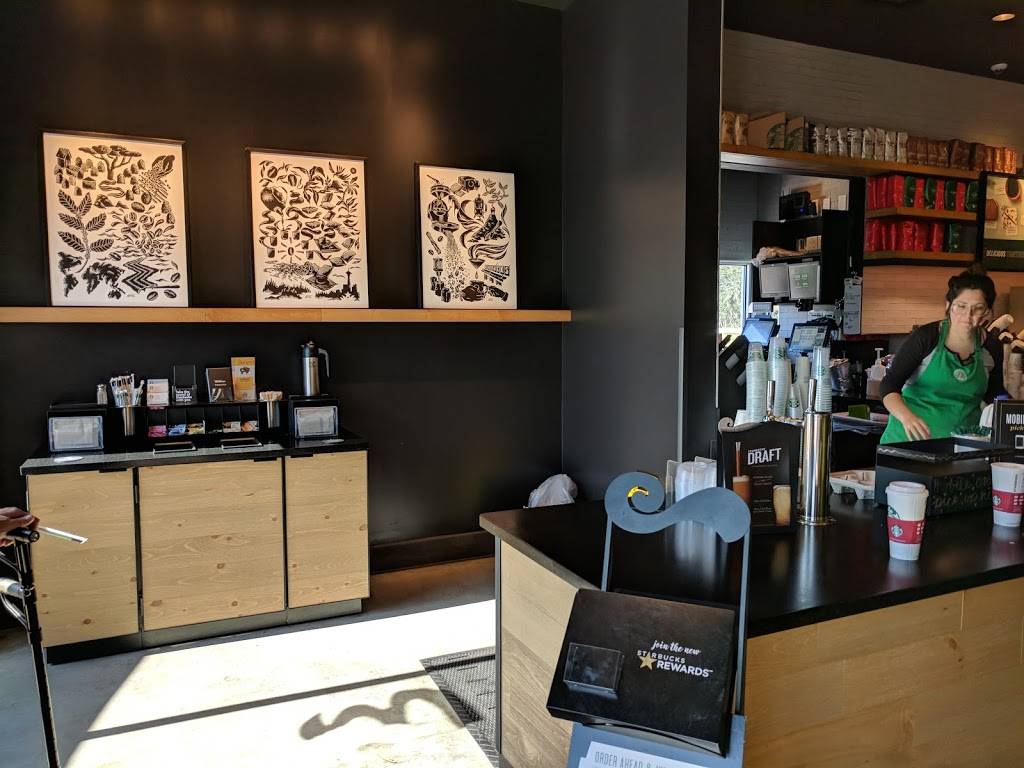 Starbucks | cafe | 16222 Bayberry Glen Dr, Lithia, FL 33547, USA | 8135717853 OR +1 813-571-7853