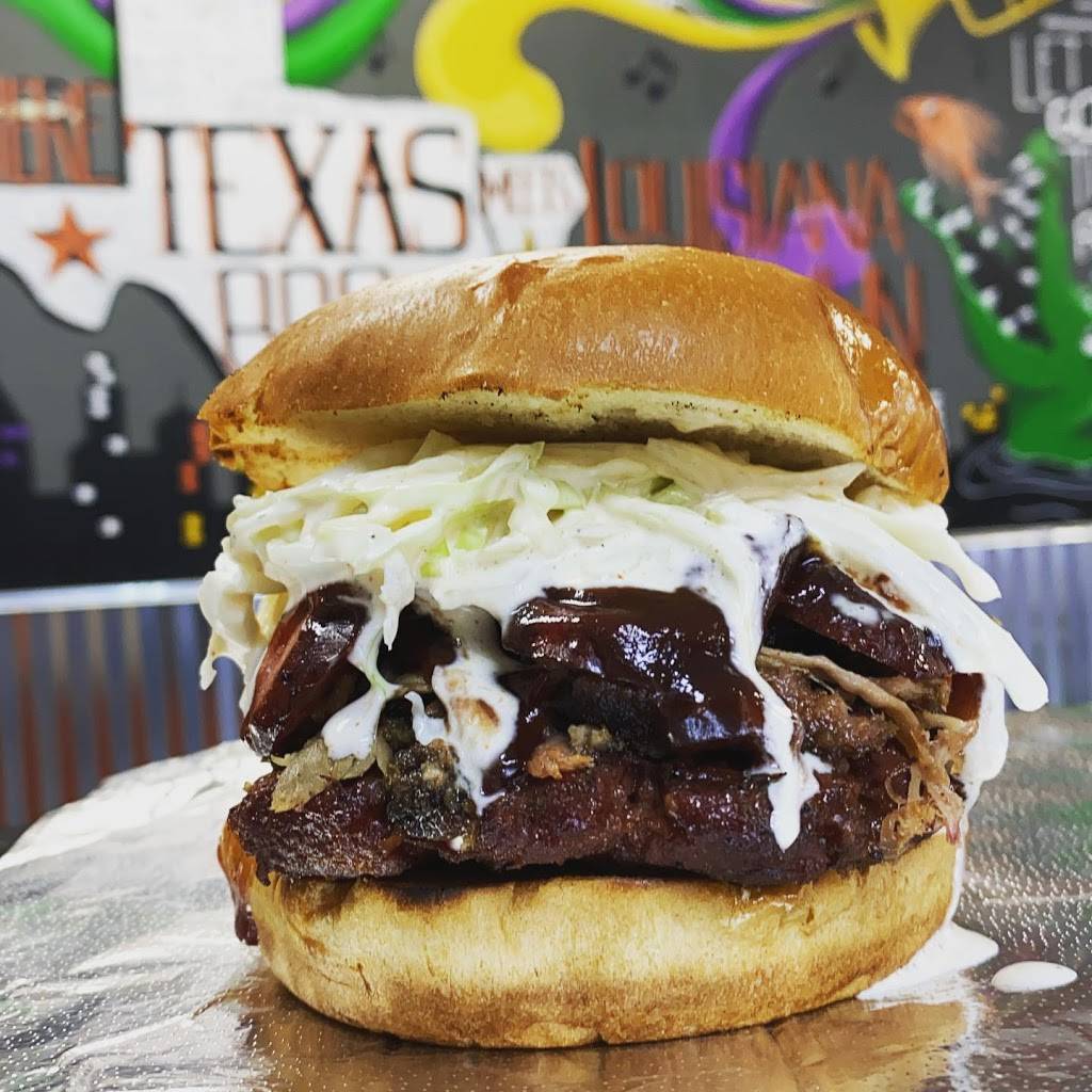 Kretzschys Cajun BBQ | restaurant | 1301 FM407 Suite 103, Lewisville, TX 75077, USA | 2145139305 OR +1 214-513-9305