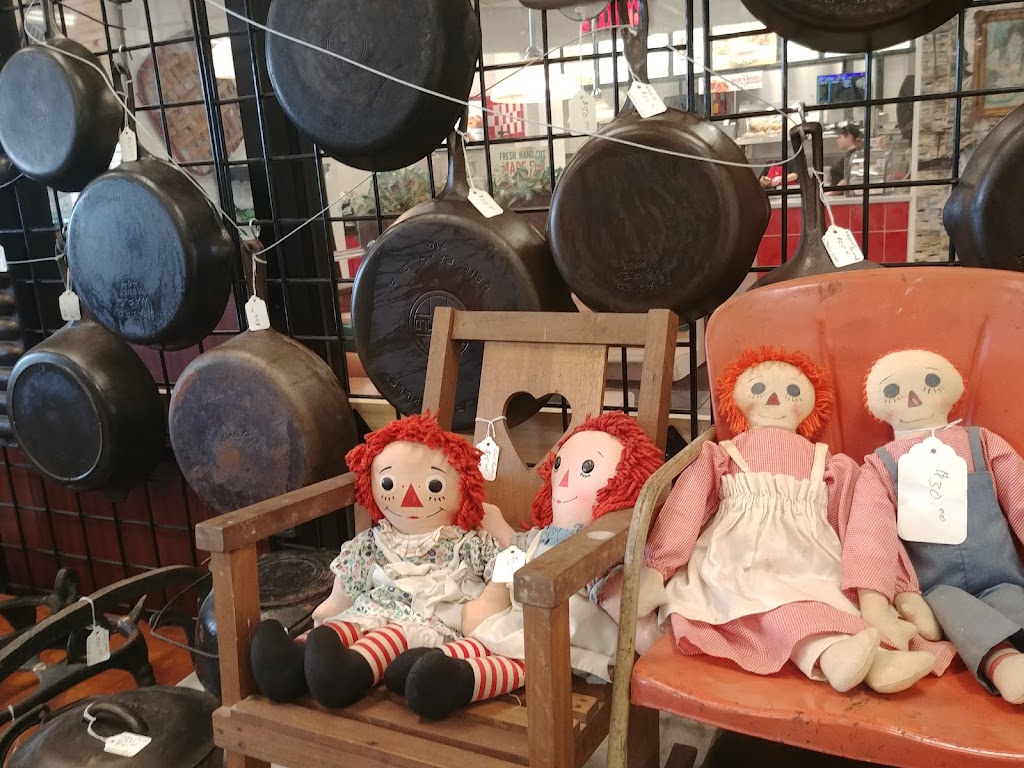 Food Courts Solutions | restaurant | 50 W Pendleton St, Stanton, KY 40380, USA | 6066635133 OR +1 606-663-5133