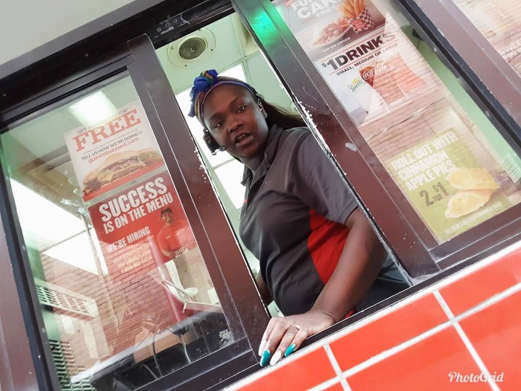 Rallys | restaurant | 4154 Lee Rd, Cleveland, OH 44128, USA | 2167520005 OR +1 216-752-0005