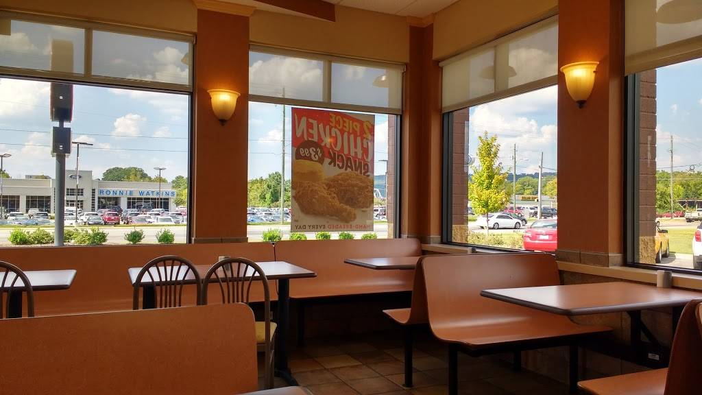 Jacks | restaurant | 102 George Wallace Dr, Gadsden, AL 35903, USA | 2565470119 OR +1 256-547-0119