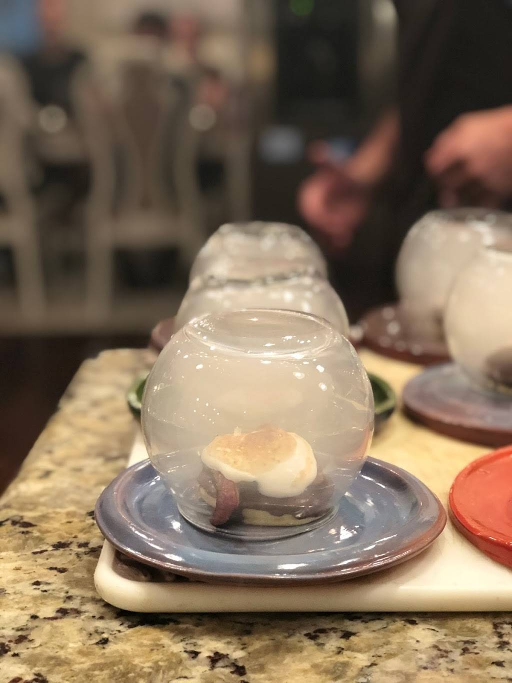 Dinner on the Lot | restaurant | 1401 Government St, Ocean Springs, MS 39564, USA | 6012993152 OR +1 601-299-3152