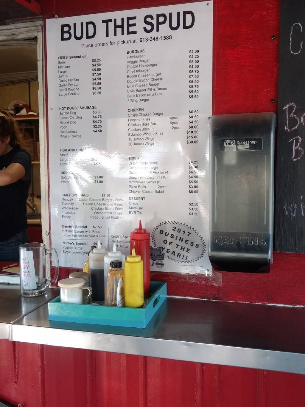 Bud the Spud Maitland | restaurant | 1282 County Rd 2, Brockville, ON K6V 7E4, Canada | 6133481588 OR +1 613-348-1588