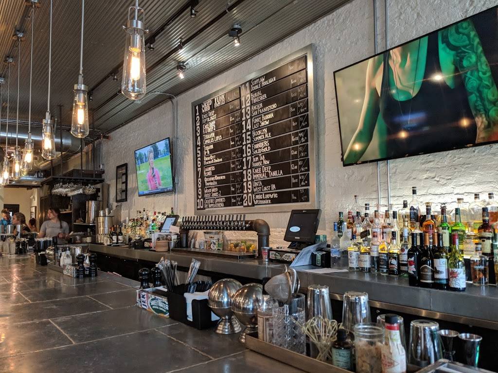 Butcher & Brew | restaurant | 3 S Main St, Alpharetta, GA 30009, USA | 6785853344 OR +1 678-585-3344