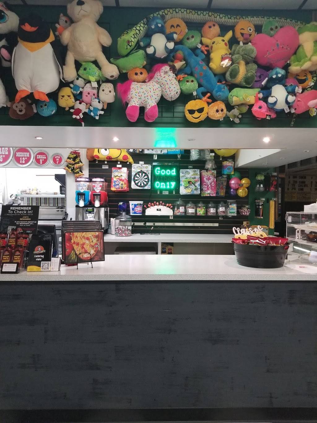 Happy Joes Pizza & Ice Cream - Geneseo | restaurant | 925 S Oakwood Ave, Geneseo, IL 61254, USA | 3099451616 OR +1 309-945-1616