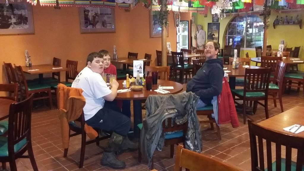 El Rancho II | restaurant | 2100 W State St B, Fremont, OH 43420, USA | 4193343475 OR +1 419-334-3475