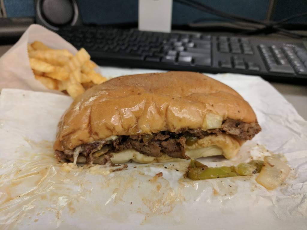 H & W Drive-In | restaurant | 121 W 16th St, Merced, CA 95340, USA | 2097228595 OR +1 209-722-8595