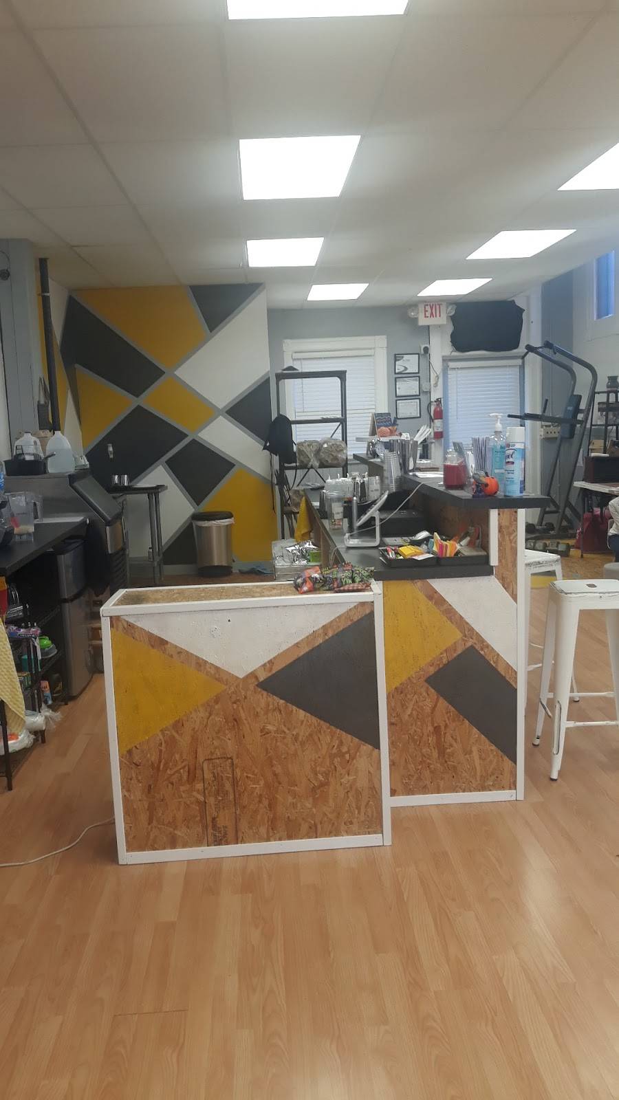 Prime Time Nutrition | restaurant | 156 1/2 Main St, Springfield, MA 01151, USA | 4132857633 OR +1 413-285-7633