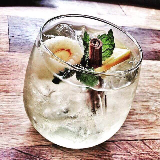 Wet Stone Wine Bar & Cafe | restaurant | 1927 Fourth Ave, San Diego, CA 92101, USA | 6192552856 OR +1 619-255-2856