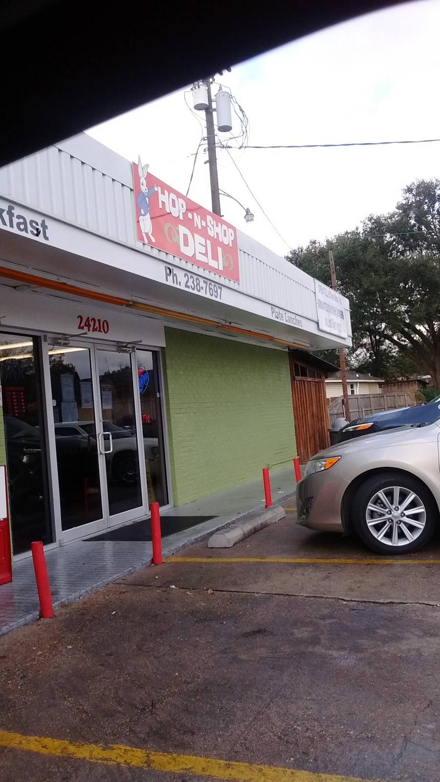 Hop-N-Shop Deli | restaurant | 24210 Railroad Ave, Plaquemine, LA 70764, USA | 2252387697 OR +1 225-238-7697