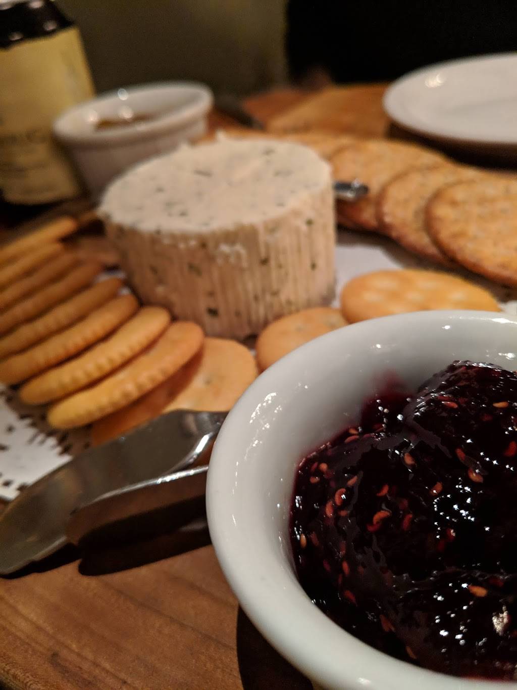 Rembrandts Gallery & Wine Bar | restaurant | 323-325 E Main St, Madison, IN 47250, USA | 8122735050 OR +1 812-273-5050