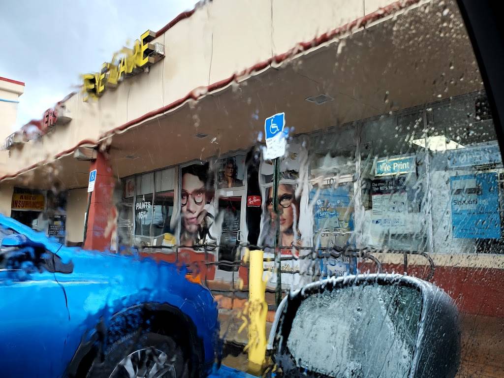 Roasters N Toasters | bakery | 18515 NE 18th Ave, Miami, FL 33179, USA | 3058303354 OR +1 305-830-3354