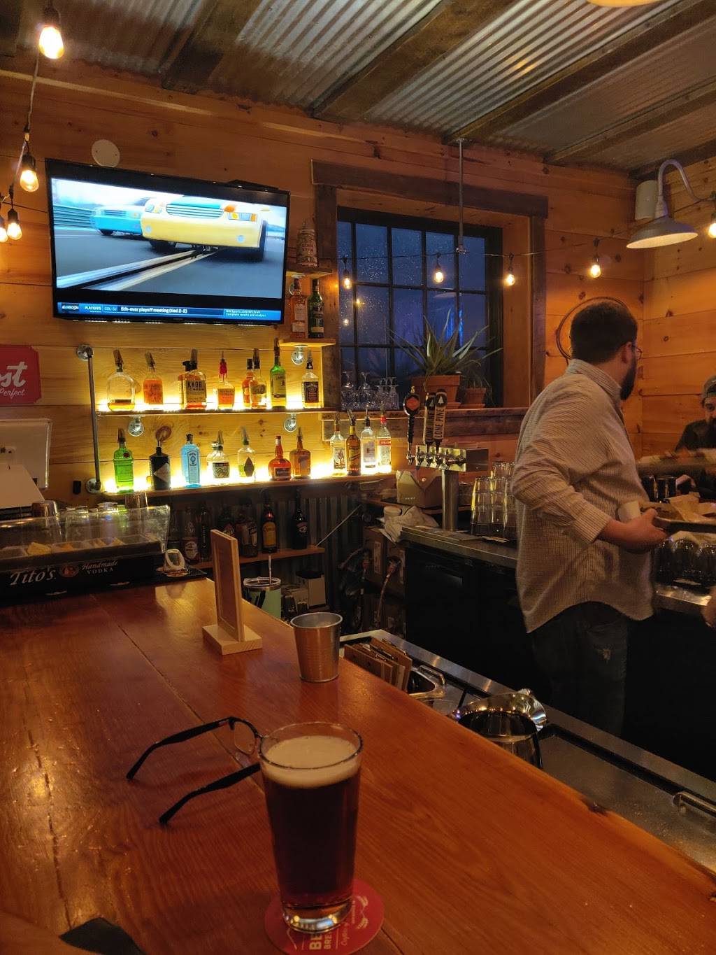 Ore Nells Barbecue | restaurant | 2 Badgers Island W, Kittery, ME 03904, USA | 2077032340 OR +1 207-703-2340