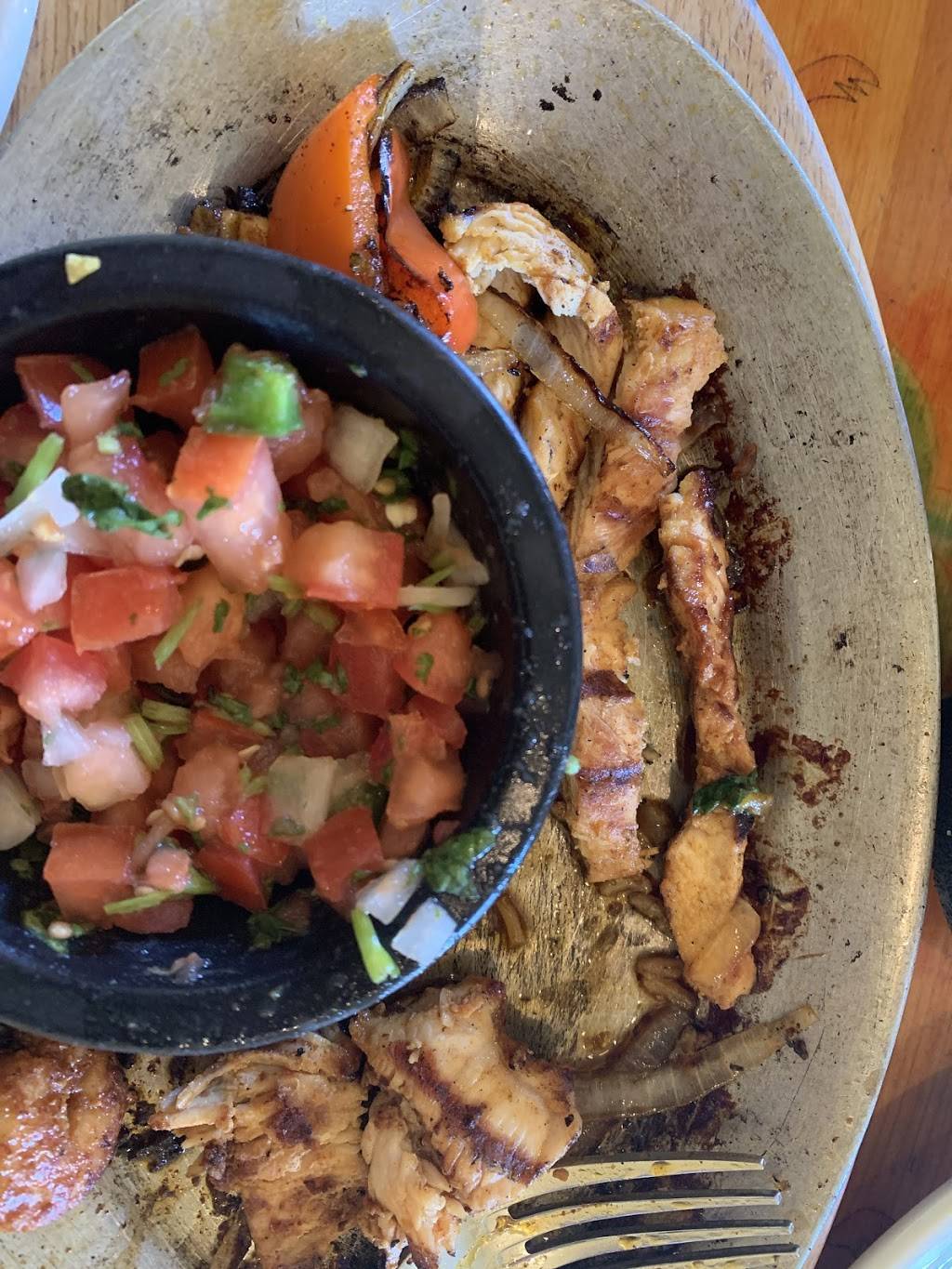 Symas Mexican Grill | restaurant | 1019 San Pablo Ave, Albany, CA 94706, USA | 5105261185 OR +1 510-526-1185